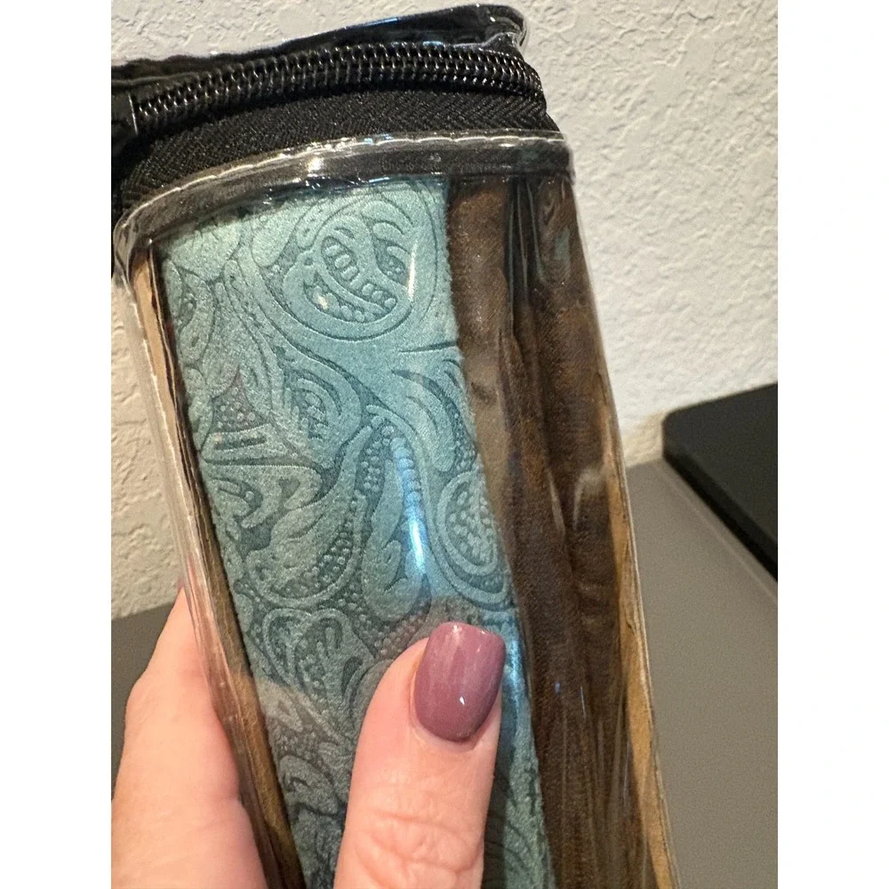 HiEnd Accents this listing